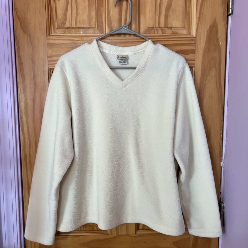 Cream L.L. Bean V-Neck Pullover Fleece